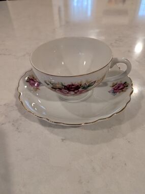 Made In Japan Fine Porcelain Tea Cup and Saucer with Pink Rose Pattern